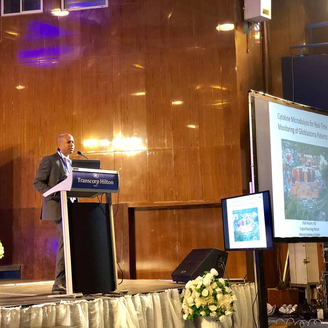 EKNduom's tweet photo. Honored to share some of my work at the #CAANS #CAANS2018 meeting! I also put in a vote for Ghanaian Jollof over Nigerian Jollof. Couldn't help myself 🇬🇭! Still, love for 🇳🇬! @NSTumorSection  #SNOSSA #SNOSSA2018 @2018Caans @youngCAANS @youngneuros @FIENEUROSURGERY @WFNSHQ https://t.co/VAwshOnNIa