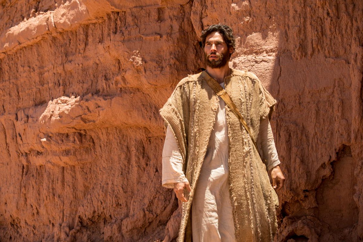seriejesus's tweet photo. Dudu Azevedo fala sobre ser protagonista na #NovelaJesus: “Uma honra e um privilégio”. A nova superprodução da @recordtvoficial estreia hoje (24), às 20h45! Leia a reportagem: https://t.co/zzmOLGI58J https://t.co/Aciq60KiZ1