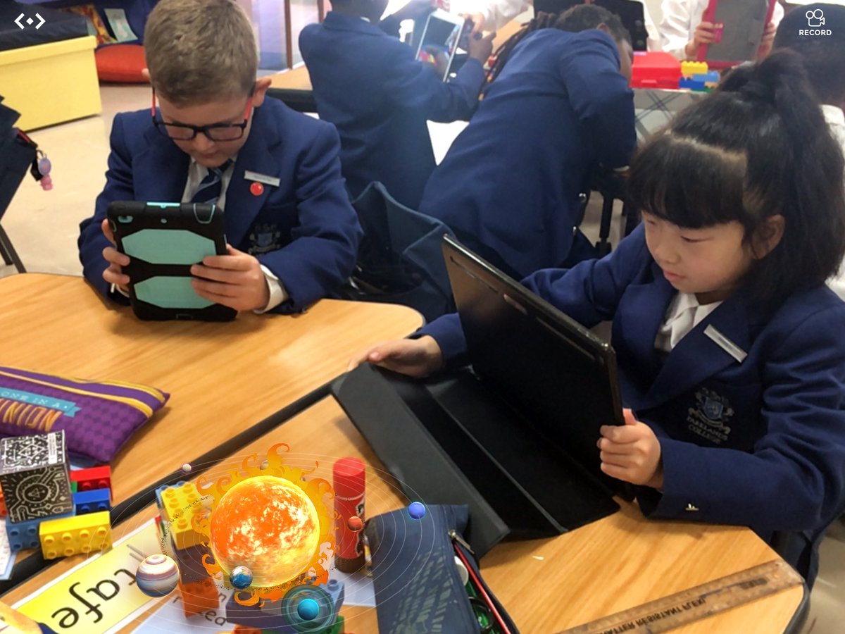 Mrs_Traut's tweet photo. 3D Planets #LifeSkills #GradeThreeK #Planets #GalacticExplorerMergeCube #ParklandsCollege https://t.co/rdEUjZBZl9