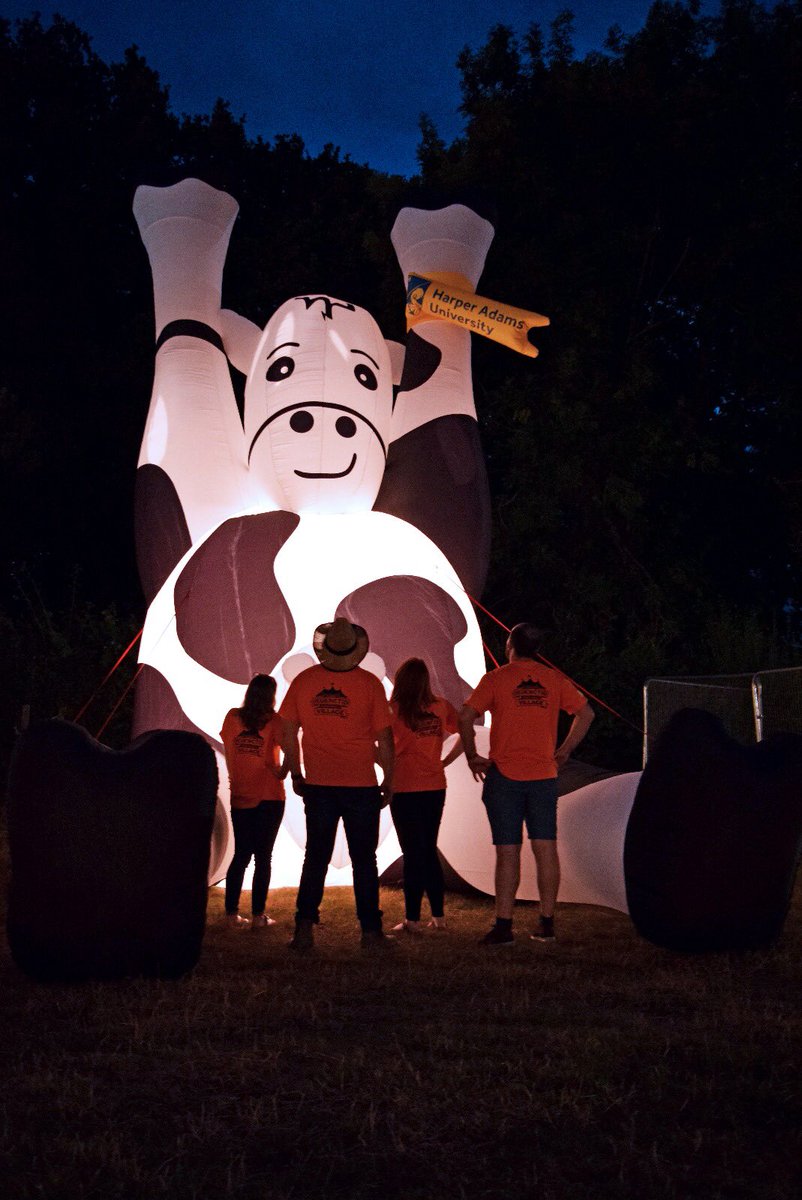 HarperAdamsUni's tweet photo. The Harper cow at the @YPV_2018 looks amazing! Could it even win best in show at the @royalwelshshow? 😉 #rws2018 #ypv2018 https://t.co/q9Cb4iuV5G