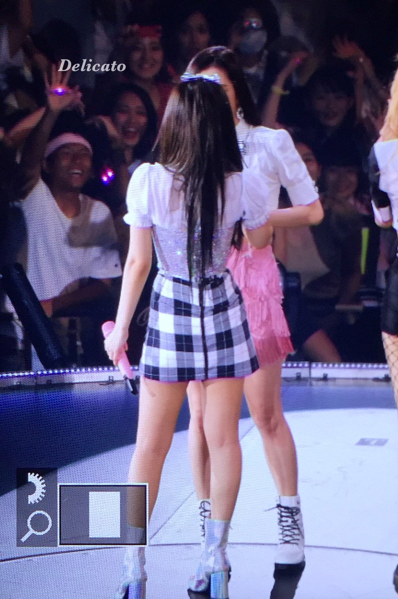 blackpink151617 tweet picture