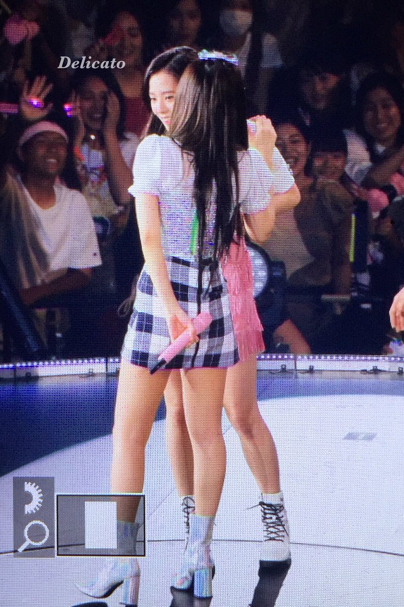 blackpink151617 tweet picture