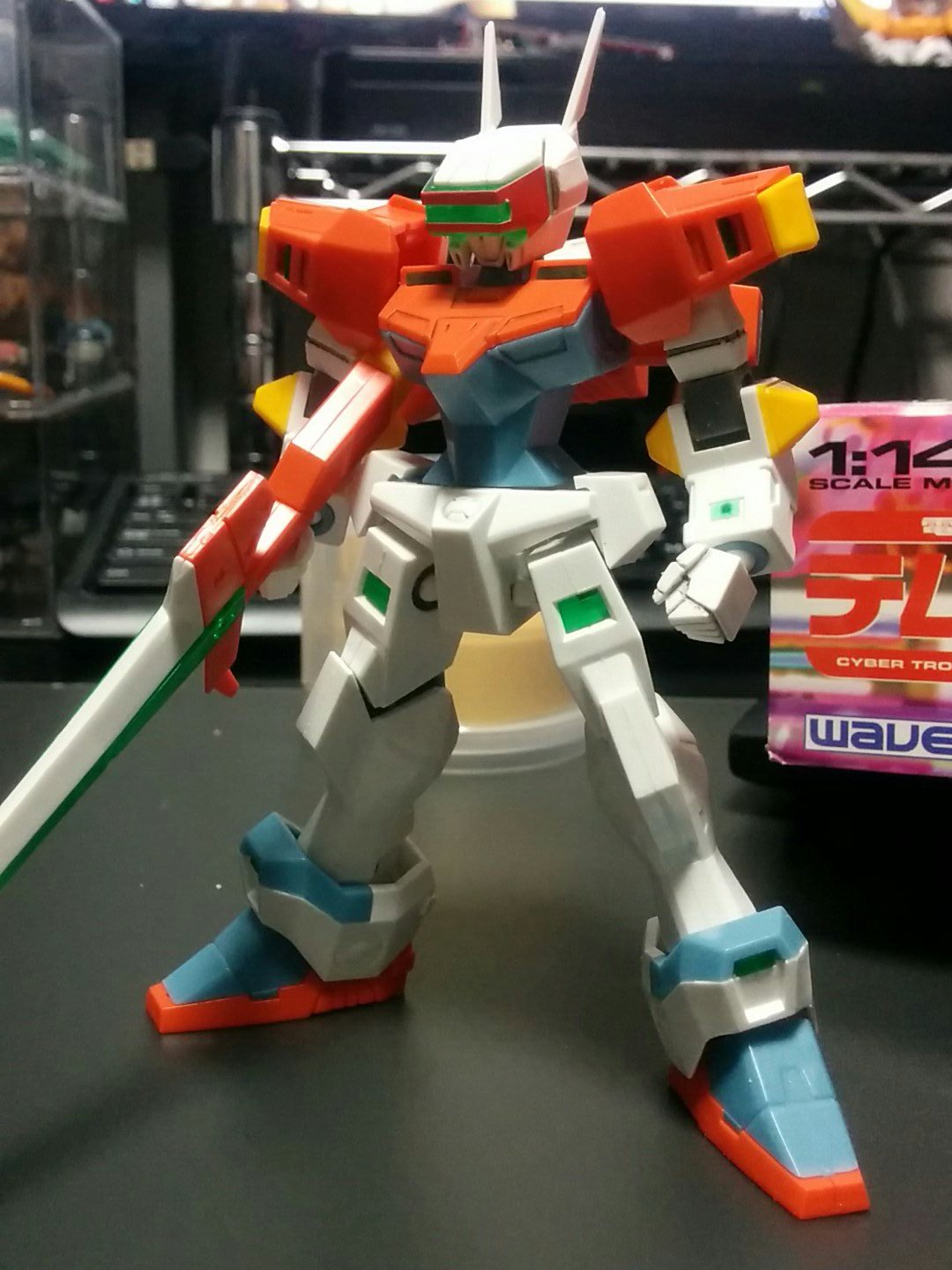 1/144 テムジン D.N.A SIDE (完成編) | ガンプラとか、そうじゃ