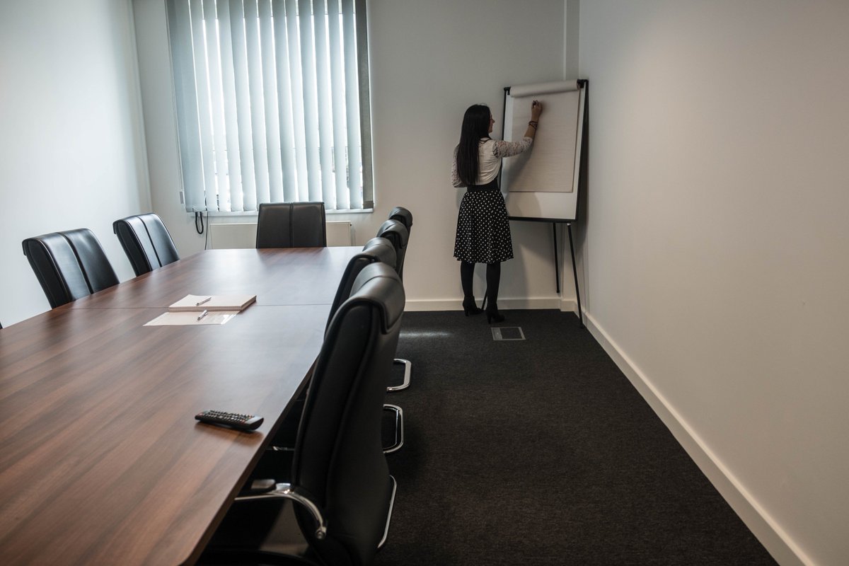 OfficeBay's tweet photo. Need a boardbroom? ยฃ8.00per hour includes parking, drinks and Wi-Fi.
#Wigan #Meeting #Boadroom #Training #Team #TuesdayThoughts https://t.co/NM4JM0TJSV