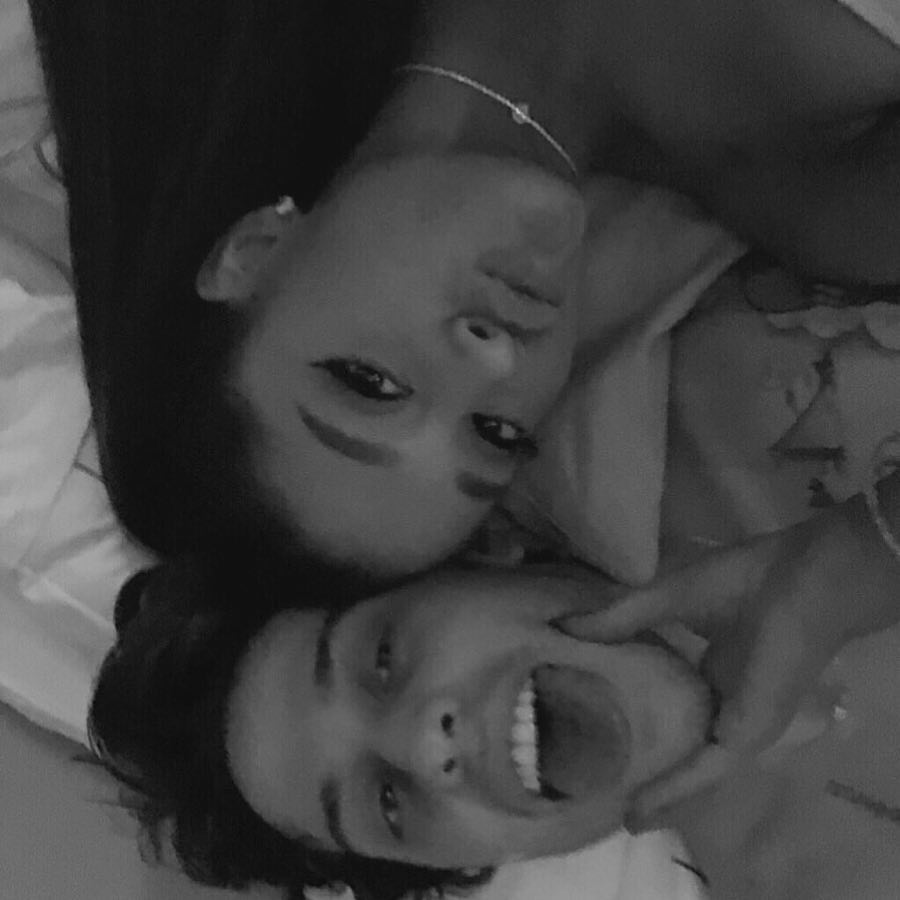 EvelynKrini's tweet photo. #PeteAndArianaDeserveBetter 

Please no more hate to them 🙏 Ari we love you so much and we will always be here for you. @ArianaGrande Pete thank you to make her so happy. https://t.co/BkSRUmaXiC