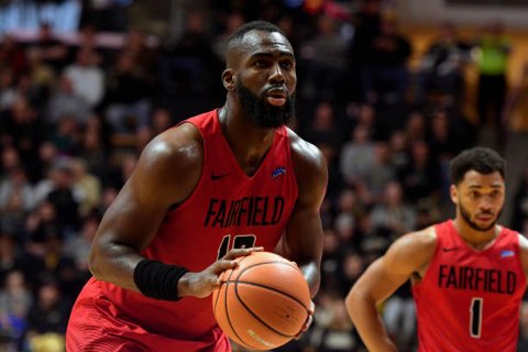CollegeHoopsHE's tweet photo. There's an optimism going into the season for Fairfield as the @StagsMensBball schedule is set. Dan Gardella sat down with @CoachJStags to discuss the upcoming season in his column here. 

https://t.co/wAOzbZWugB

#GoStags #MAACHoops https://t.co/E44MRImA1V