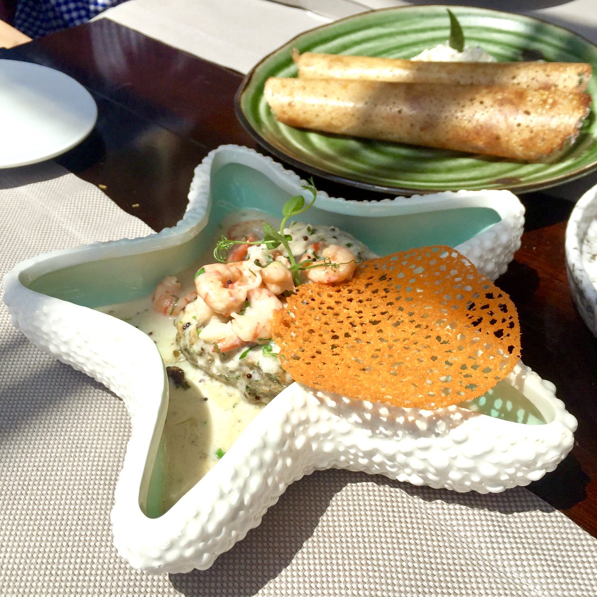 Any plans for tonight? Let's share a Blackened seabass &amp; crawfish moilee and Cauliflower &amp; edamame dosas at Rasoi by Vineet.
#RasoibyVineet #MOfoodies #MandarinOrientalGeneva