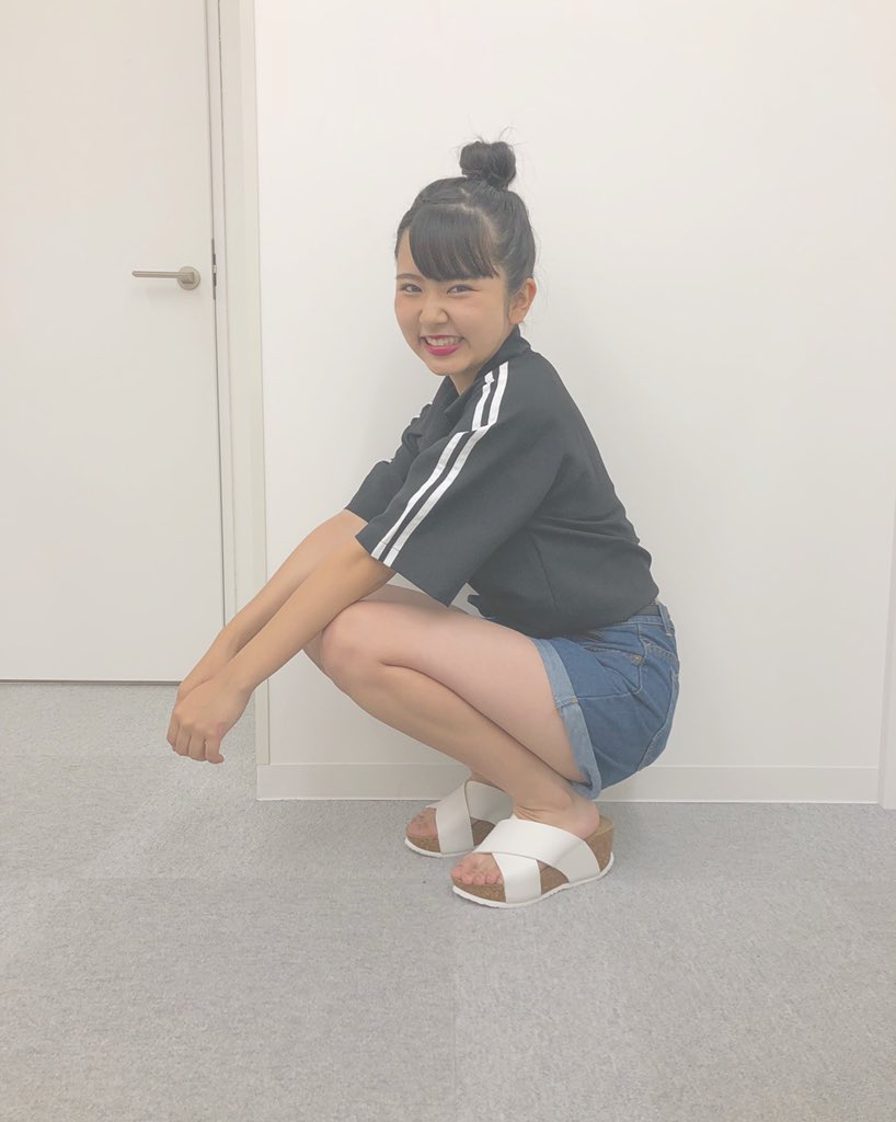 レッスン終了～！！💞 ポージングノート2冊目、、✂️🌈 地味な作業