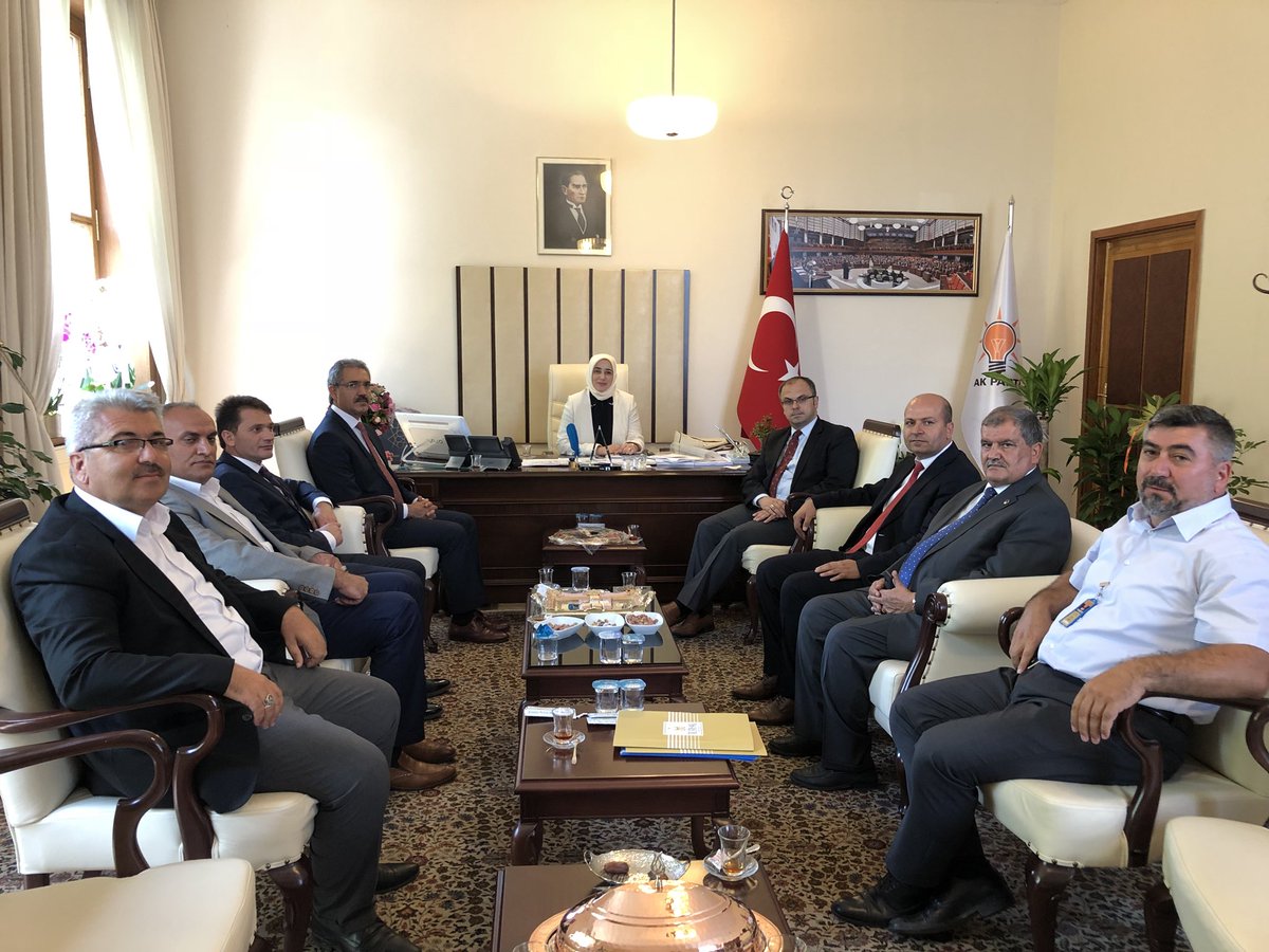 Tokat’tan ziyaretimize gelen Turhal Kaymakamımız Sayın <a href="/AhmetSuheylUcer/">Dr. Ahmet Süheyl Üçer</a>, Turhal Belediye Başkanımız Sayın Yılmaz Bekler ve Turhallı hemşehrilerime nazik ziyaretleri için teşekkür ederim.