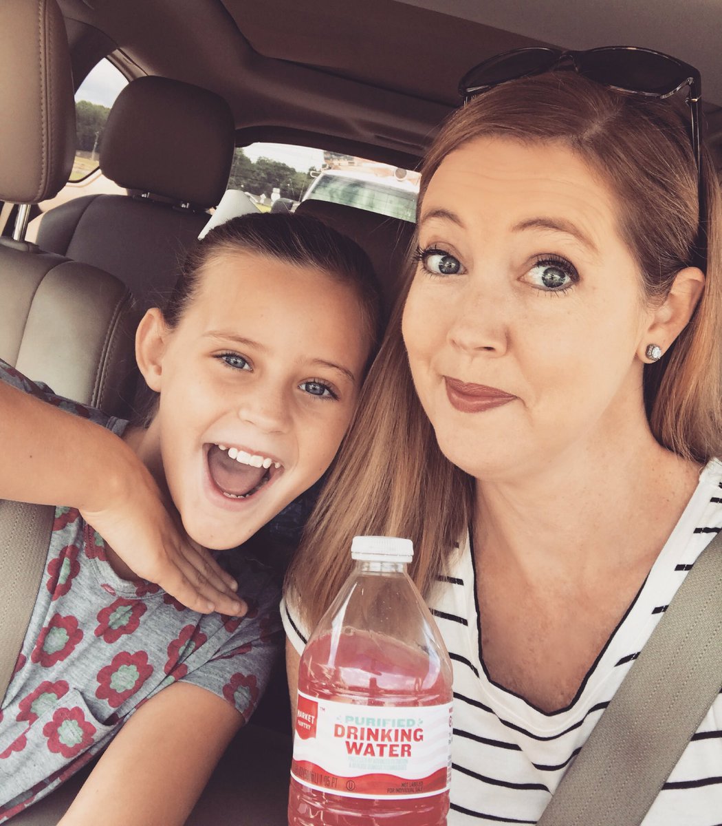 JennMos3's tweet image. "Hey mom, will you do a challenge with me?" 
Sure, what is it? 
"You can't say 'No' for the whole day today" 😳🤦🏼‍♀️🤣 #lawdhelpme #gonnaneedmypinkdrinktoday