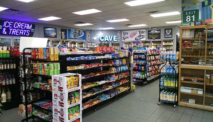 DisplayMaxRon's tweet image. The right shelving can display your products to the best effect. At DisplayMax Fixtures, we have over 25 years’ of experience helping stores give their merchandising visions fruition. Contact us today to set up an appointment
bit.ly/2zz6yRm