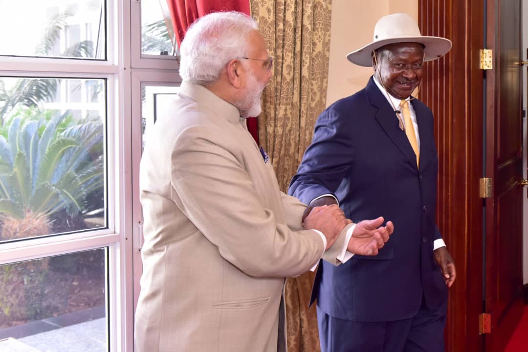 IreneMugisha's tweet photo. #modiug Gesture of happinness between H.E. @KagutaMuseveni and India's Premier @narendramodi at State House Entebbe. @mollykamukama @StateHouseUg https://t.co/foEqLf6XPq