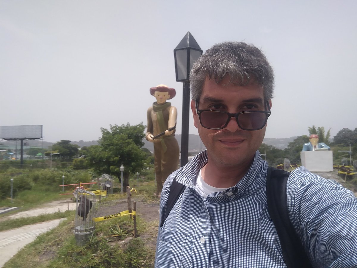 GeorgiBagration's tweet photo. Recently, many fellow #spoofer accounts have been banned... And that got me thinking how glad I am to be a #legitplayer for #PokemonGO has taken me to many beautiful places, like #parquetematicoelprincipito
#antoinedesaintexupery
#thelittleprince
#thelamplighter https://t.co/XY7onbOCdF