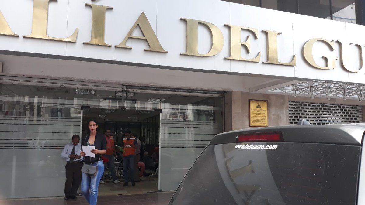 Mariasolecita's tweet photo. @barco_amy  presenta denuncia contra los abusos cometidos contra las trabajadoras sexuales por parte de Gigi Stafania. Su atención por favor @FiscaliaEcuador @CPCCS @alvaradorosana @GinaGodoyAndrad @GoberdelGuayas @DianaCoelloJ @panchocevallosv @silvitabuendia https://t.co/HHu2s8Qejg