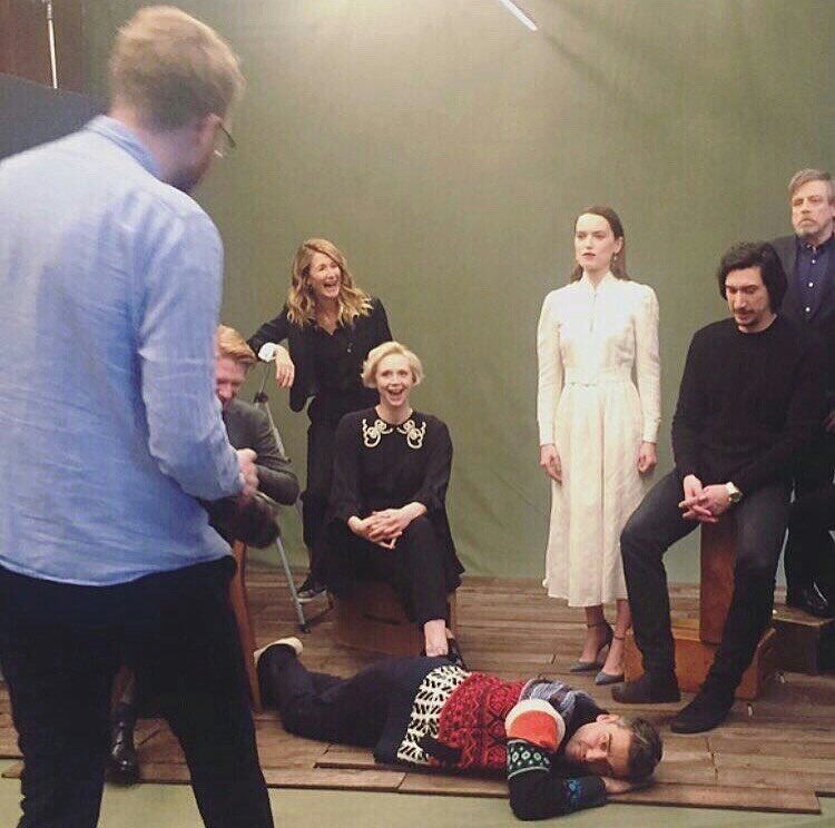 a_scavenger_'s tweet photo. Find yourself here
#StarWars x #TheLastJedi x #StarWarsEpisodeIX x #StarWarsCast x #LucasFilm https://t.co/DBpZy4SJe3