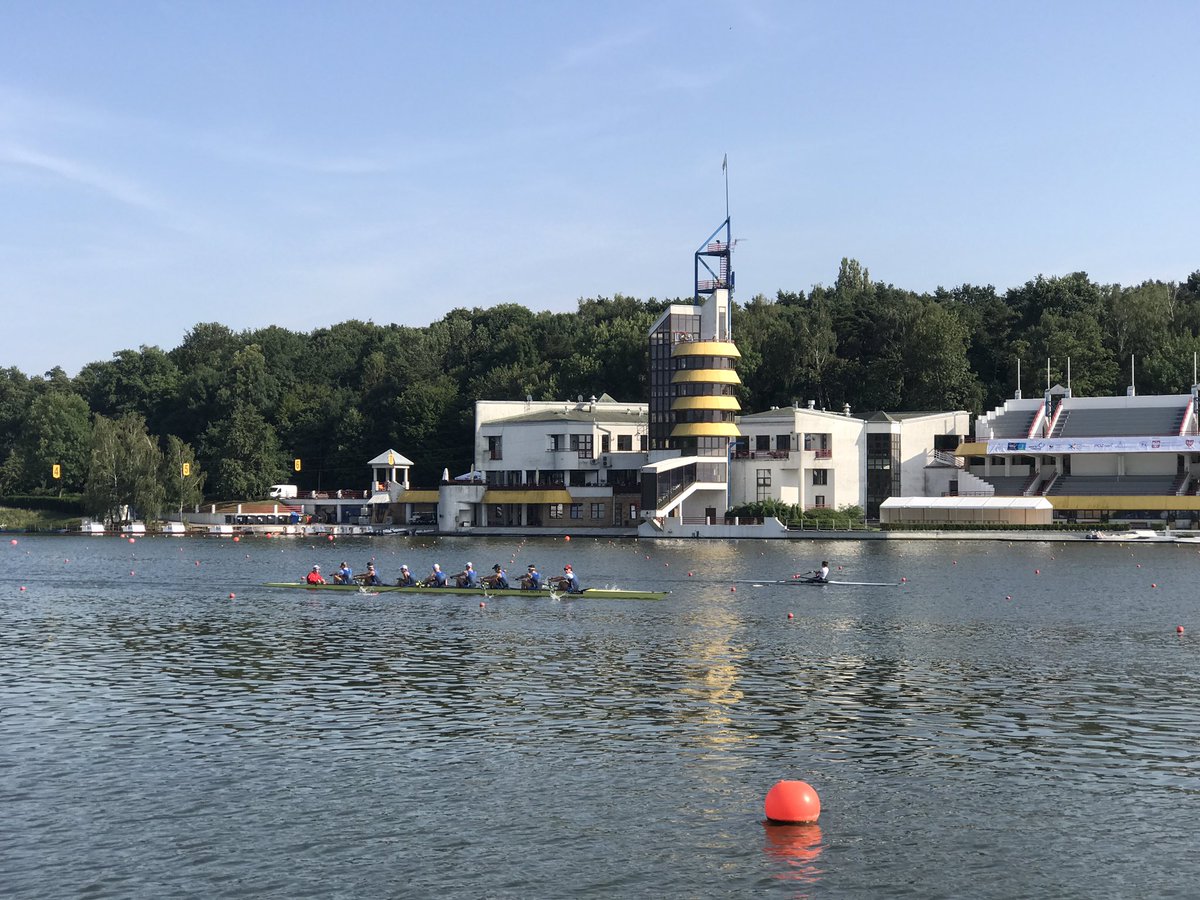 UW_Rowing's tweet photo. How to follow your Huskies race at the Under-23 World Championships. Heats start tomorrow. #rowingu 
#WRU23Champs https://t.co/WVOjYbf4N6… https://t.co/WlJU5N2qbt
