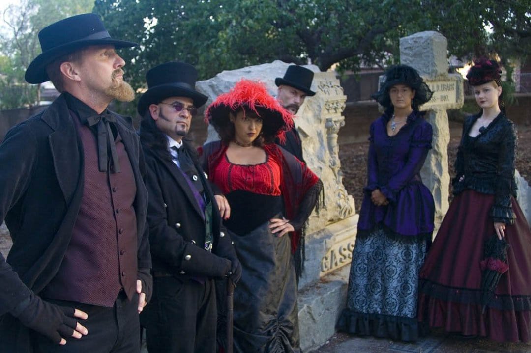 hauntedsdghosts's tweet photo. We have received the Editors Choice award from https://t.co/zNmexwpzAA and have been featured as their October fan favorite. #GuidedTours #HistoricalSites #TouristAttraction #UniqueActivity #Adventure #SightseeingTours #GuidedSightseeing #SanDiego #SanDiego92104 https://t.co/6Z1y9xHbSq