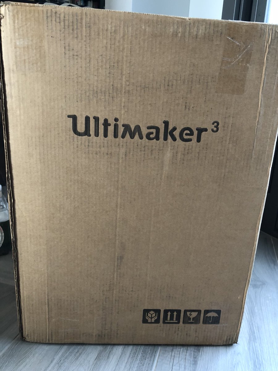 's tweet image. I know @SillyLucas is going to be so excited after school today. #makerkid