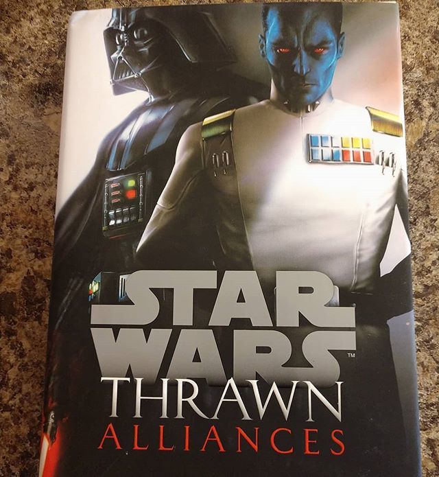 maryalbright's tweet image. It's arrived. Can't wait to read it. #Starwars #readaholic ift.tt/2uM5mVG