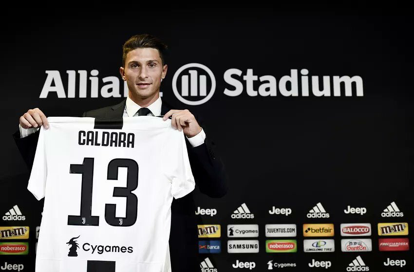 Medo0o4ever's tweet photo. #CaldaraNonSiTocca It's stupid to sell Caldara https://t.co/wSRbtorWrv