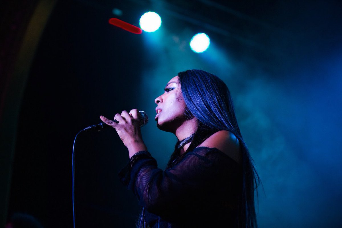 AshlyISOfficial's tweet image. Typical R&amp;amp;B singer photos 🤷🏾‍♀️