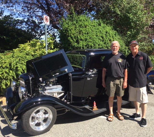 deanwarren2's tweet photo. Our customer won Best in Show for his '32 Ford Coupe in Cruise the Shore 2018! Body &amp; Paint by Jasper's Custom Auto Refinishing! #deucecoupe #custombody #custompaint #thecarguy  https://t.co/VpqTopxjfo https://t.co/3kLJHlXJYu