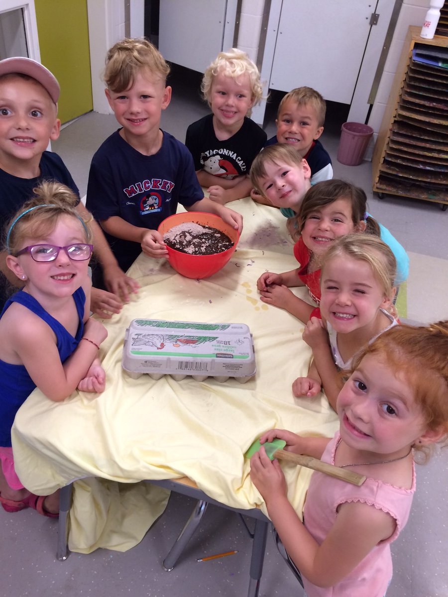 JBSummerHeat's tweet photo. Baking with the Kinders for our Birthday Celebration Day! @DSBNSummerHEAT #yummy #chocolategoodness https://t.co/lqIVFSvlcs