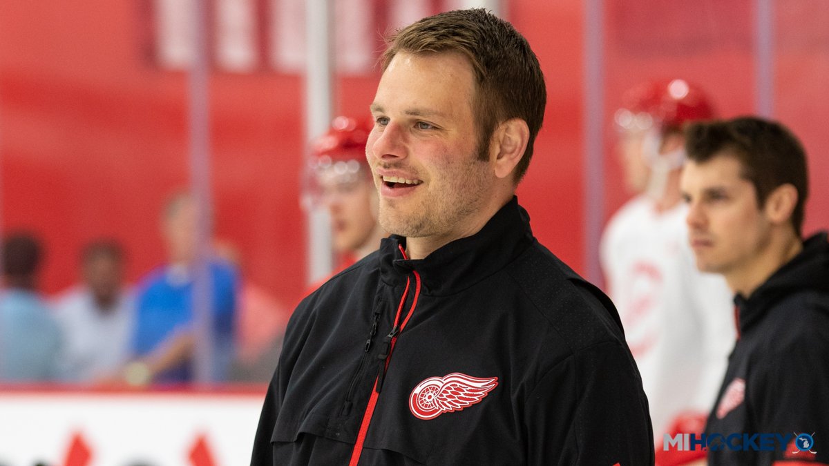 MiHockeyNow's tweet photo. Livonia native @BrandonNaurato has been hired by the @DetroitRedWings in a player development role.

📝 | https://t.co/Yl10UlZPjC https://t.co/IWqSu1EoWN