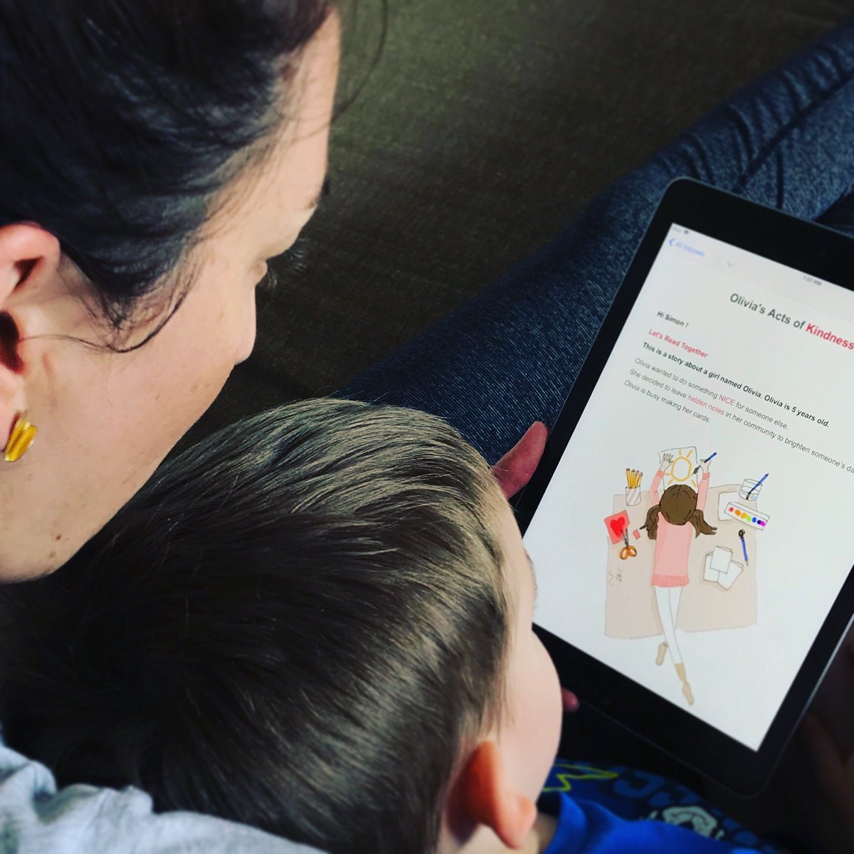 petit_mail's tweet photo. The Olivia’s Acts of Kindness e-postcard is such a GREAT way to see what Petit Mail is all about!
It’s personalized with your child’s first name. 
Join the fun! Sign up here to receive your free story postcard and read along together: https://t.co/4ztZPJ97Wl https://t.co/JJVbHSCiJW