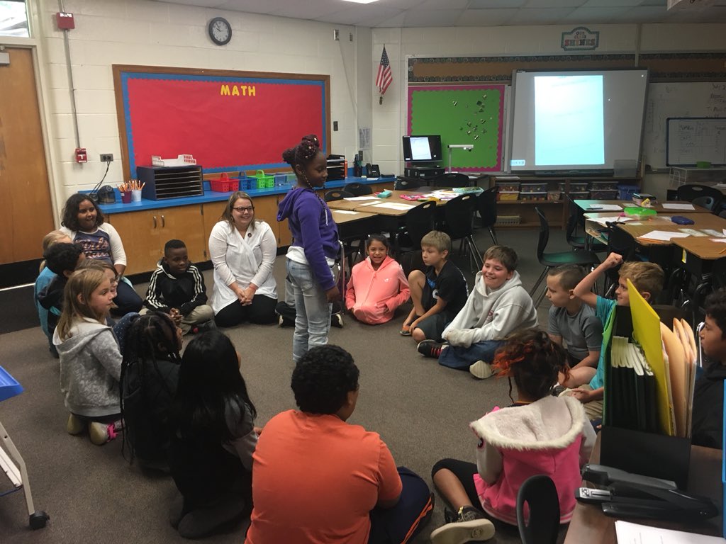 MrsWardUMES's tweet photo. I caught @Ms_Adcock2 spending indoor recess playing a class game! #buildingcommunity #wmesrocks #powerofthepineapple https://t.co/EhoudEFfeD