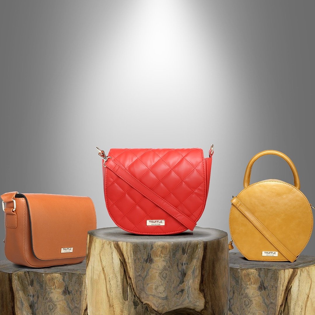 Handbags speak louder than words! 👜

#truffeindiabags #trufflecollectionindia #bags #handbags #launch #bagslove #baglover #handbags #style #stylishcollection #slings #slingbags #saddle #saddlebags #quildtedbags #quilted #bagsnmore