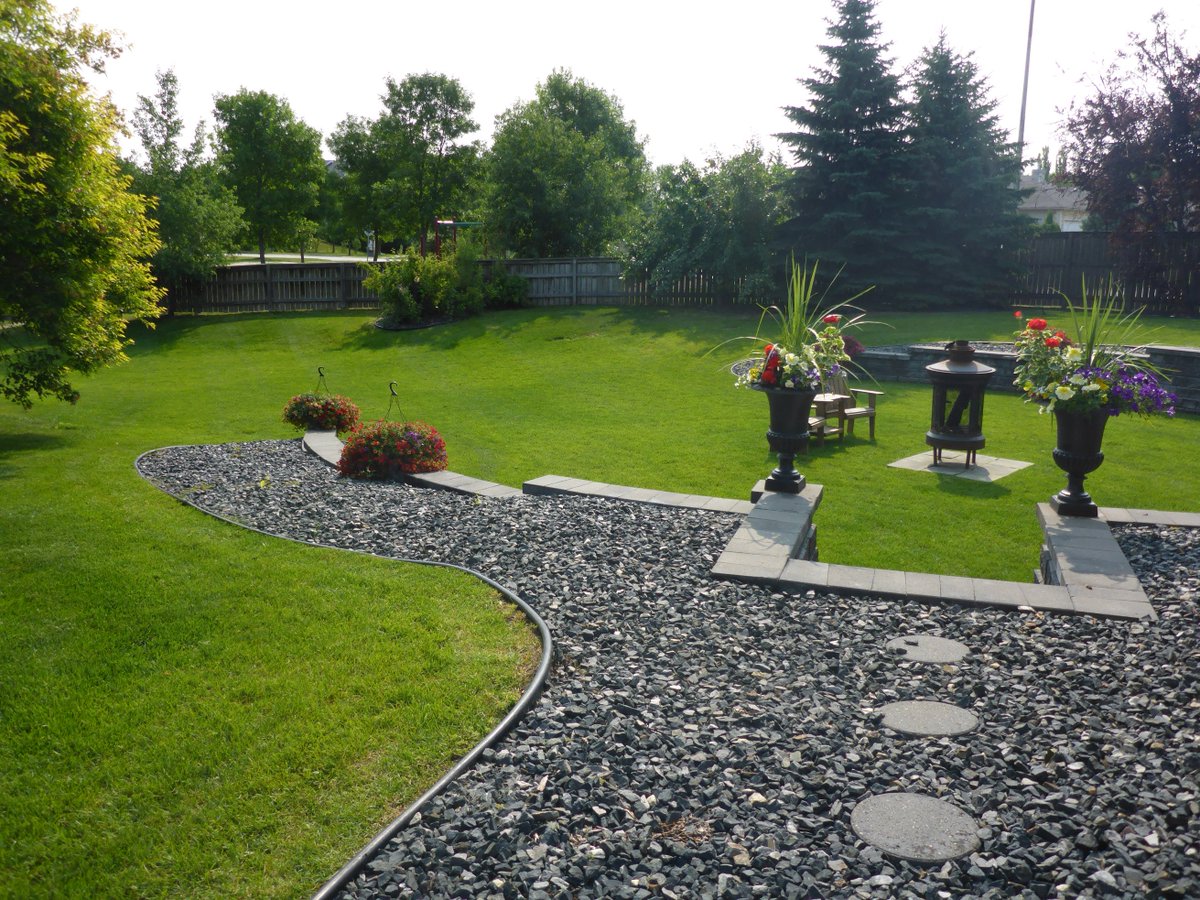 RosalieDrysdale's tweet photo. Looking for that Personal Resort Feeling - 35 Clearwood Home is on .5 acres, fully landscaped with fruit trees backing onto a creek with walking trails awaits you at 35 Clearwood Cove -This Home has 5 bedrooms & 4 full bathrooms - https://t.co/Uj6Rbtknya - #BookYourViewingNow https://t.co/d0cnllLPhn