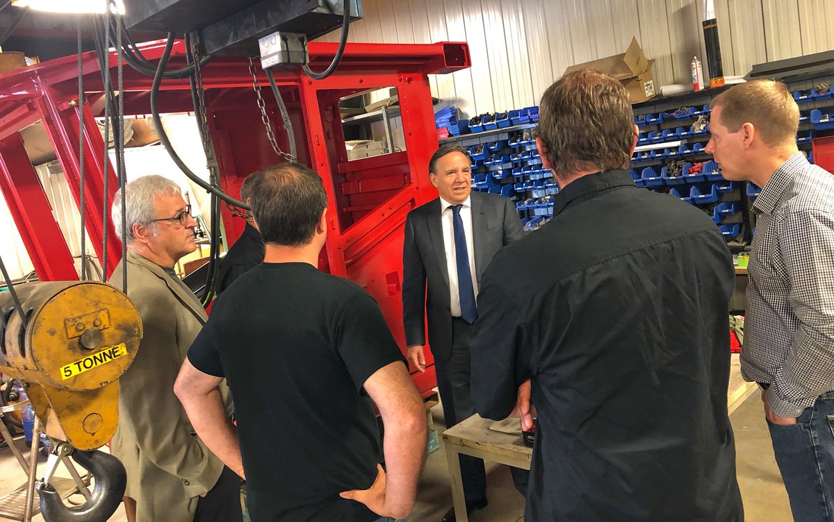 coalitionavenir's tweet photo. Tournée #Abitibi : @francoislegault et le candidat de la #CAQ dans #AbitibiEst, Pierre Dufour, visite l’entreprise Technologie Élément, à #ValdOr. Une entreprise qui a un potentiel d’exportation exceptionnel! #polqc #CAQ2018 https://t.co/tWd0S1ulwY