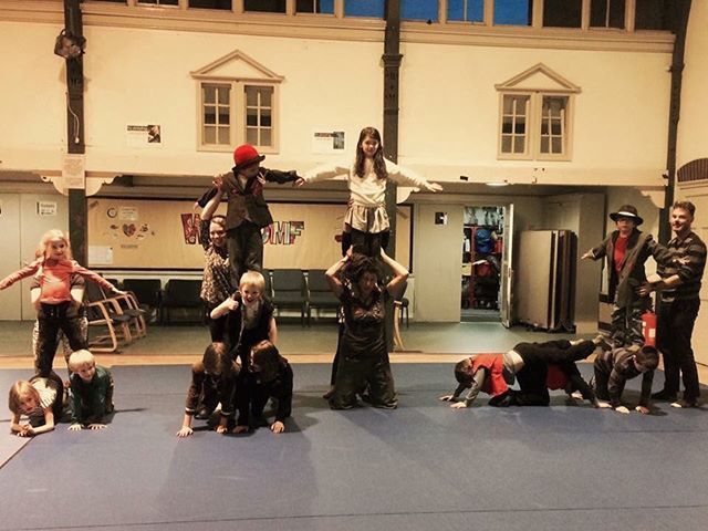 LeedsChildrensCircus tweet media