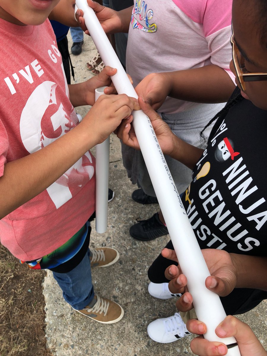 BledsolesClass's tweet photo. Team building with PVC pipe, a bucket, and a marble! #itsharderthanitlooks #teambuilding #optoutside @sewaddel @eaepanthers @lifelabtweets https://t.co/MgxDrzRS0I
