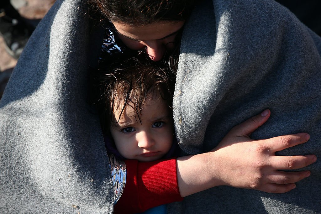 SRCDtweets's tweet image. NEW: “The Science of Childhood #Trauma: An SRCD Cross-Journal Virtual Issue” with research relevant to the ongoing repercussions of family separation and the unique needs of #immigrant children. bit.ly/2LI1M5r. Free access until Nov 30, 2018. #childdevelopment