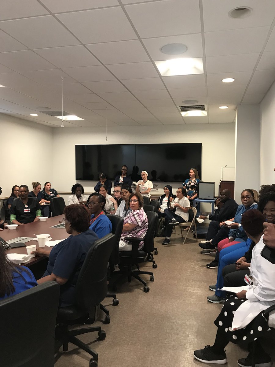 GTdancenurse's tweet photo. Table talk with our CNO and the front line staff from all units. When leadership cares the staff becomes more engaged @ErnestoPMir @NYPBrooklyn #respectcredo #teamwork #effectivecommunication https://t.co/9IUUUMHLpi