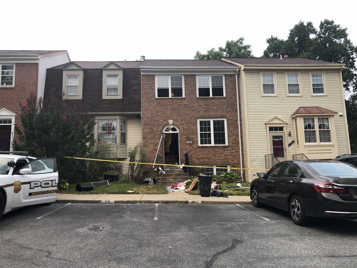 “You could hear the baby crying and it hurt me so bad.” Delores Smith-Robertson saw police blow the door off this Silver Spring home for @mcpnews to rescue a 3-year-old boy. Hear from her on @NewsChannel8 at 11 and @Abc7news at noon.