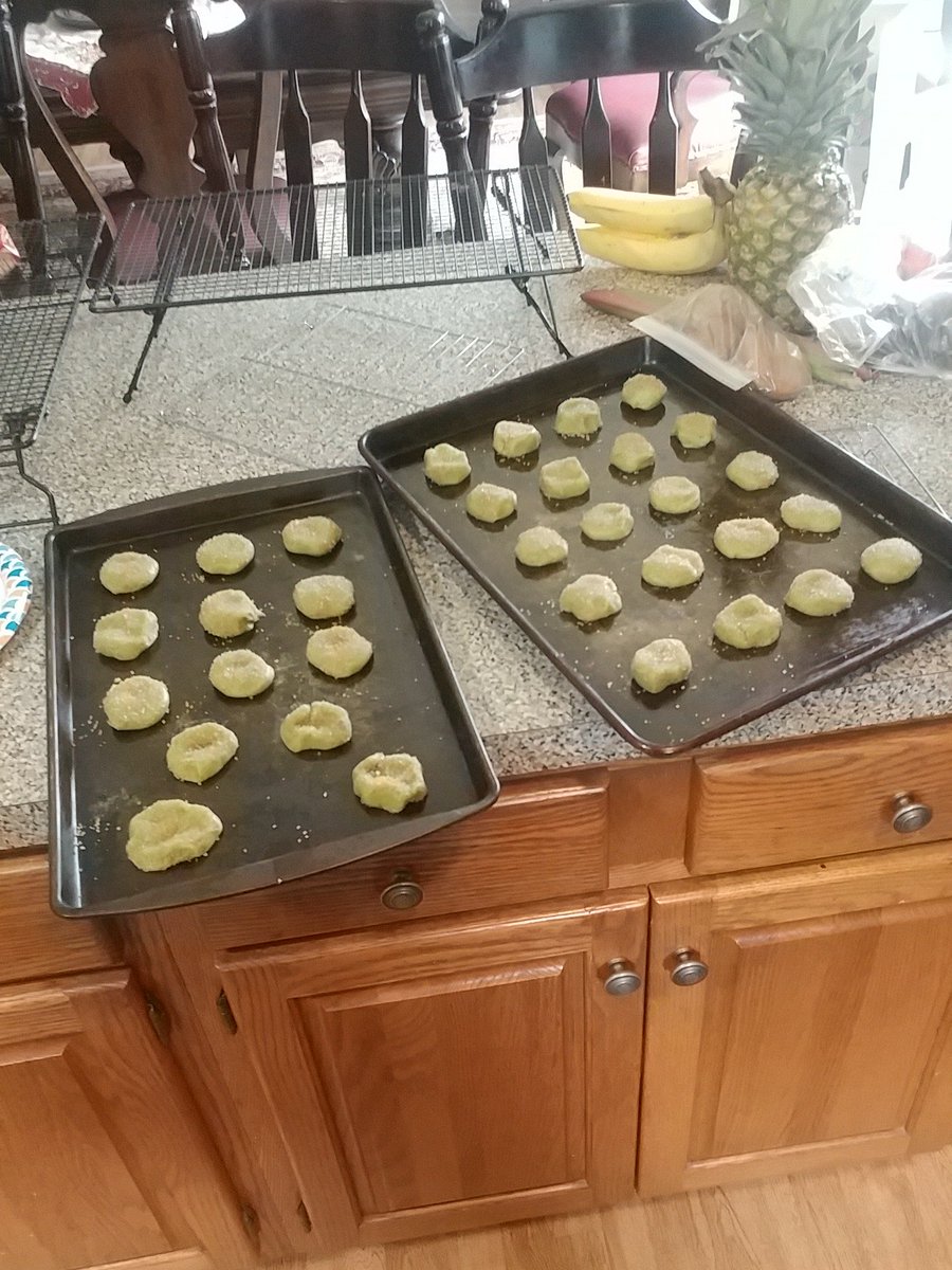 benjamin_esty's tweet image. Cookie day.. #stopeatingthebatter