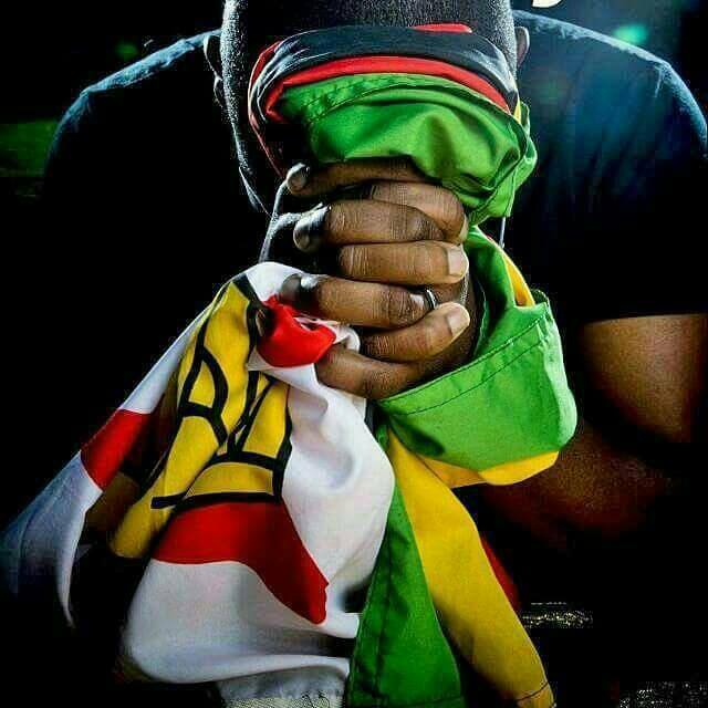 NjanjiPatson's tweet photo. #NewProfilePic https://t.co/lZtRJ9zSOO