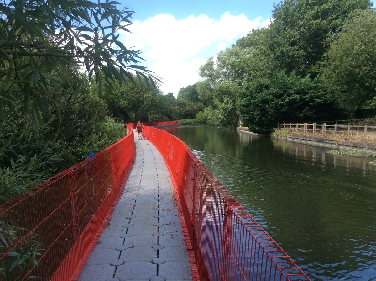 CRTinspectTom's tweet photo. Photos from my inspection today from #HuntonBridge to #StockersLock - #grandunioncanal #canalrivertrust #canals #waterways #watford #croxleygreen #batchworth #riverchess #rivergade #rivercolne #floatingtowpath https://t.co/NSgfm9O6GU