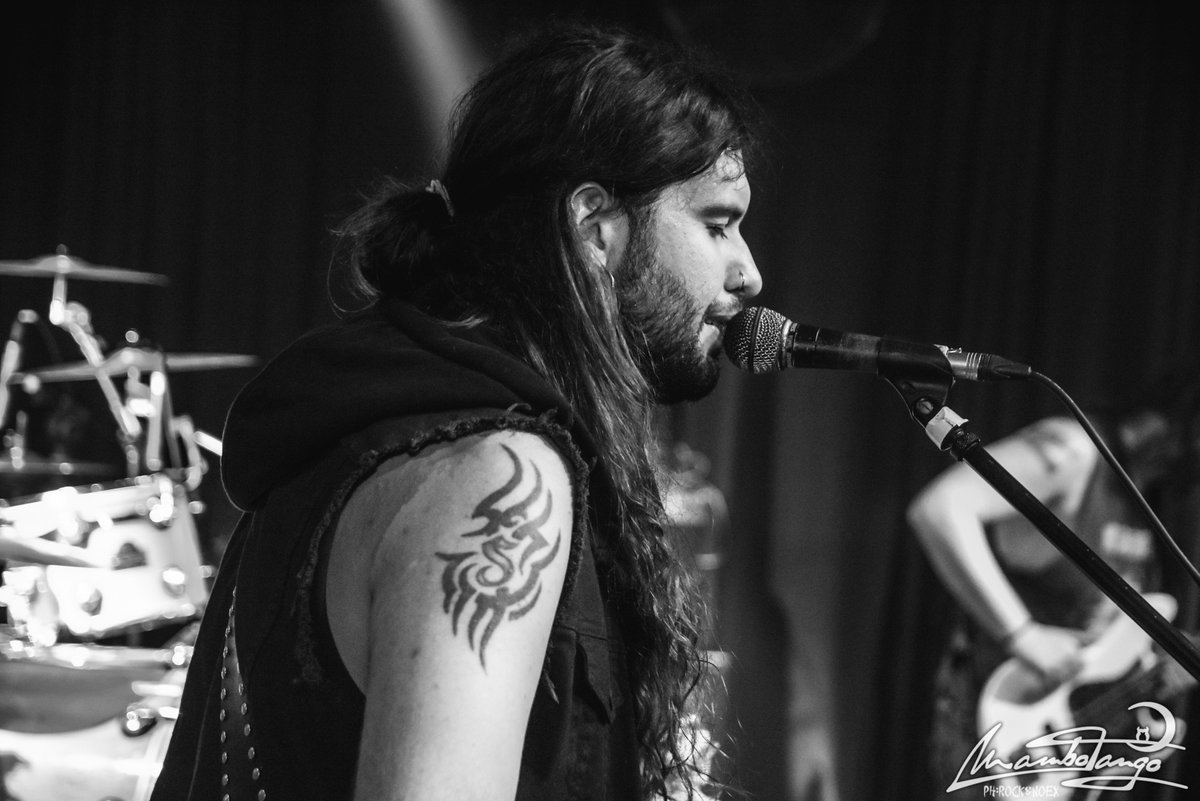MambotangoRock's tweet photo. La espera desespera! El próximo 15 de Septiembre presentamos RITUAL DE VOCES OLVIDADAS en @elemergenteclub ​! Nos acompañarán, entre otrxs artistas, bandas hermanas como Matria​, @flordenepal y @PerroIndioRock ​! Salute! https://t.co/vkaogMXb40