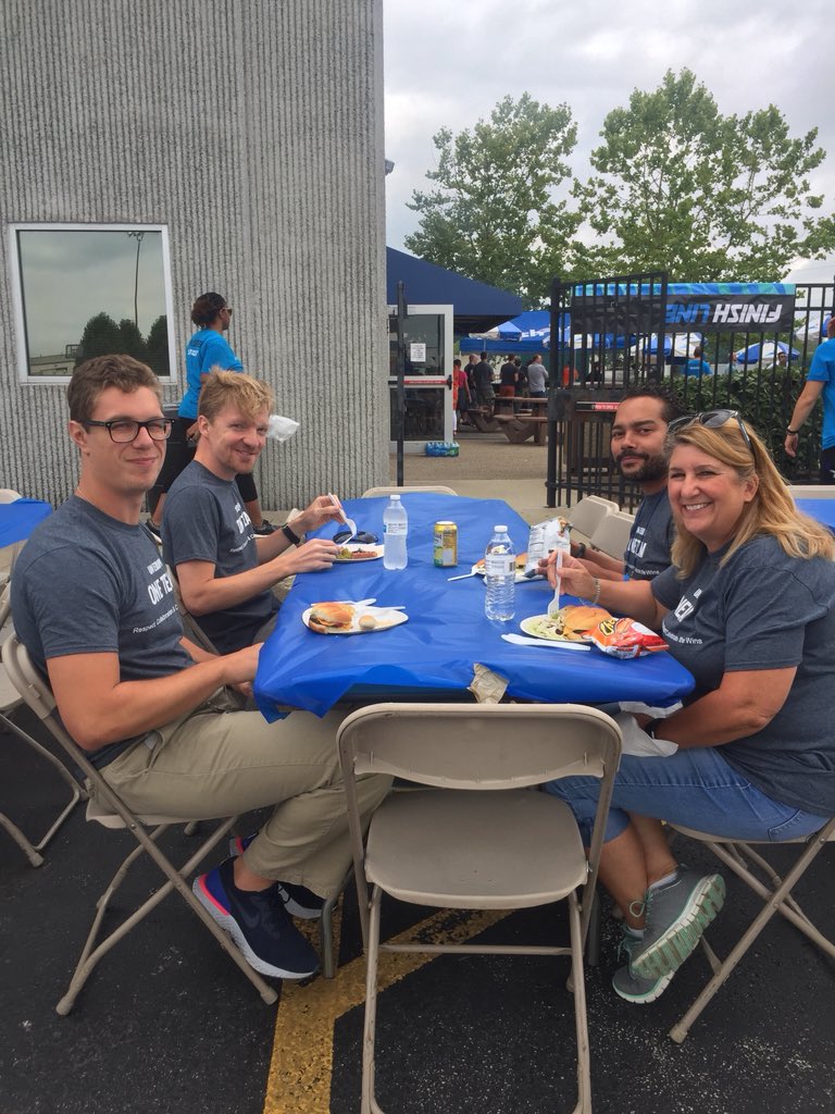 FinishLineNews's tweet photo. Enjoying Summer Fest 2018 with @FinishLine employees including some hoops, great food, corn hole &amp;  @niceytreat for dessert https://t.co/ccyaD3RqUP