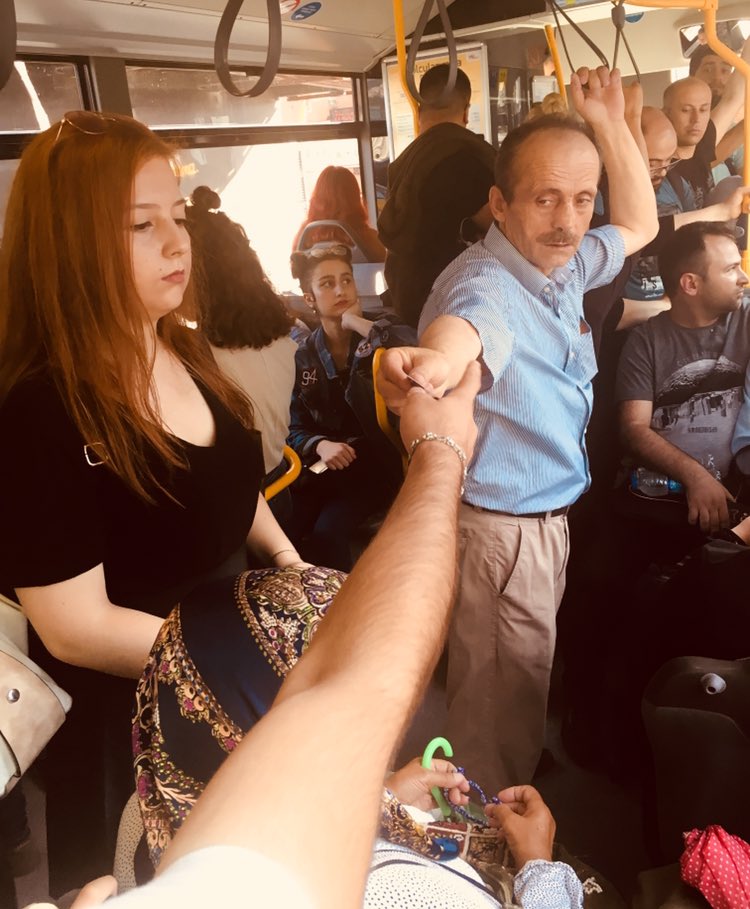 Elis_Gj's tweet photo. In London getting on at the back of the bus means a free journey.

In Istanbul, anyone getting on at the back, by custom, passes their cards to the front, as visualised in this renaissance style painting I call “The Hand of Honesty”. https://t.co/MxXRWzvDTI