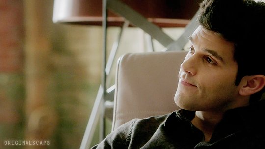 VmpireWtFeelins's tweet image. » @enigmaticbeast / @ChxldProtector «