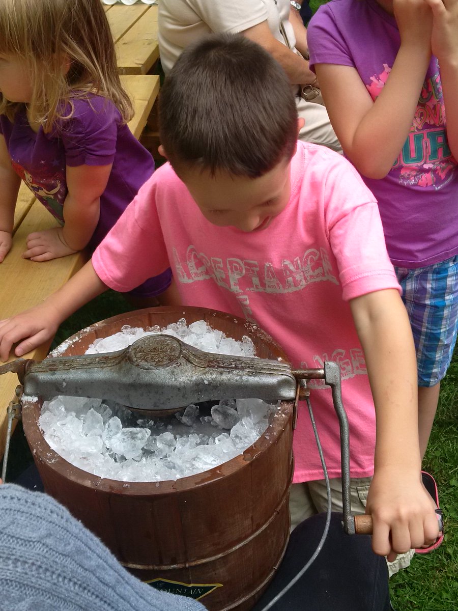 'I hate ice cream', said no one ever! We are making ice cream with our old fashioned churn tomorrow from 2-4 pm and you can join us! Get the details here: glanmore.ca/i-scream-you-s… #OntarioMuseums #GlanmoreNHS #ThingsToDoInBelleville #FamilyFun