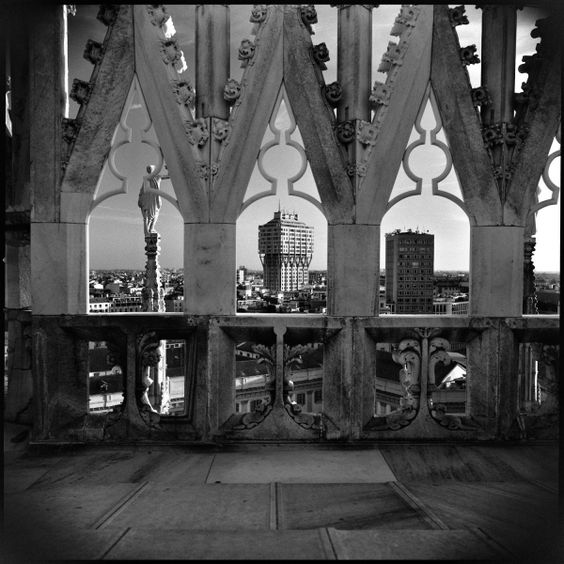 GemmitiMoreno's tweet image. Milano 
La Torre Velasca dalla terrazza del Duomo