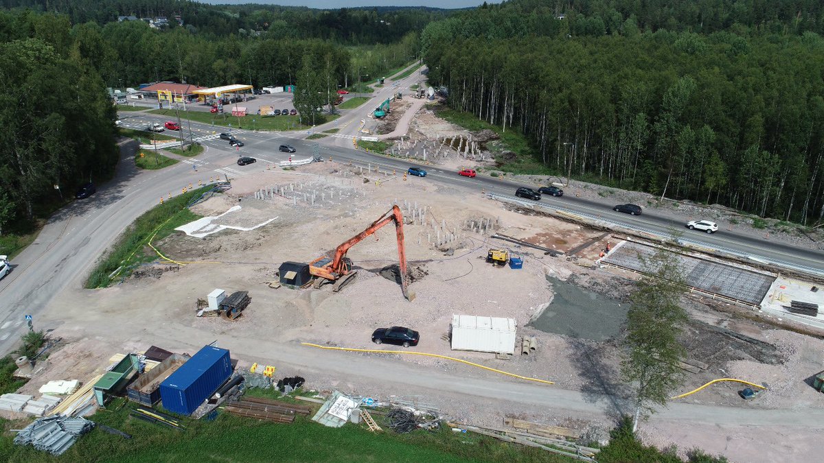 JakeNiitty's tweet photo. Vihdintie #mt120 kehittyy, tässä #Lahnus kohdalla. Minulle se merkitsee turvallisempaa ja sujuvampaa uimareissua ensi kesänä. Päivittäin samaa monelle @Espoo, @VantaanKaupunki, @NurmijarviNYT, #Vihti asukkaalle. @UUDELY @kakeespoo @TerraWiseOy ja @ramboll_fi. https://t.co/MSfWd71fCI