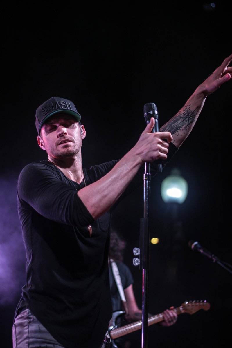 LukePellFanClub's tweet photo. Music can change the world because it can change people ~ Bono 📷: @looksfamiliar #lukepell #bono #music #singersongwriter #countrymusic #tuesdaythoughts #tuesdaymotivation #tuesday #livemusic #musician https://t.co/anDr8yZvcV