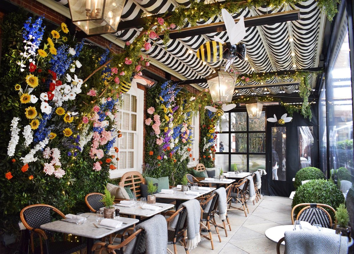 DesignCollectBK's tweet photo. Love Dalloway Terrace at the Bloomsbury Hotel, this looks perfect for tonight 😍#toohottoeat 😥
RT @editionmags: https://t.co/X8ivLhegS5 Weather this hot calls for simple, light suppers. Try this glorious recipe for @DallowayTerrace 's Superfood Salad to brighten your evening. https://t.co/fQtNu7PGzB